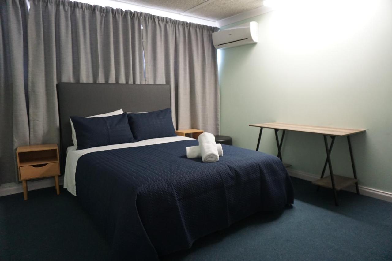 Warners Bay Hotel Экстерьер фото