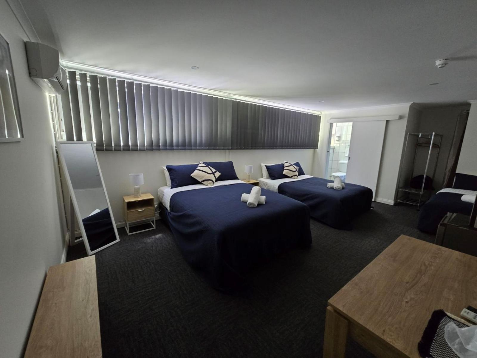 Warners Bay Hotel Экстерьер фото